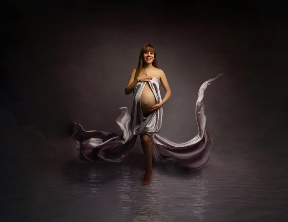 SESIÓN DE FOTOS EMBARAZO EN ESTUDIO PROFESIONAL